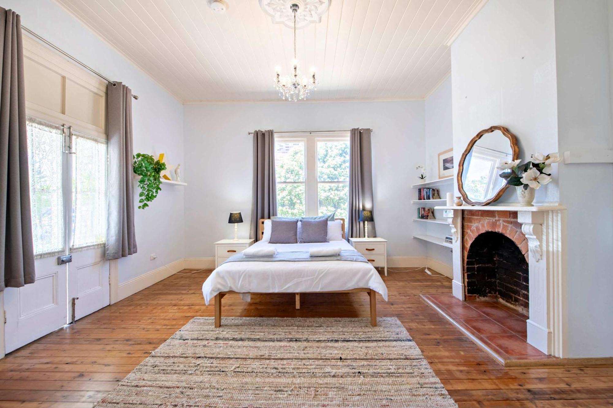 Charming Period Home - Walk To Cbd, Pet Friendly ダボ エクステリア 写真